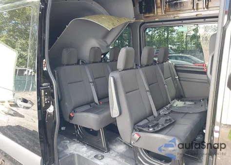 2025 Mercedes-Benz Sprinter 2500 Standard Roof 4-Cyl Diesel from USA, damaged, VIN W1Z4KFHY6SP810761